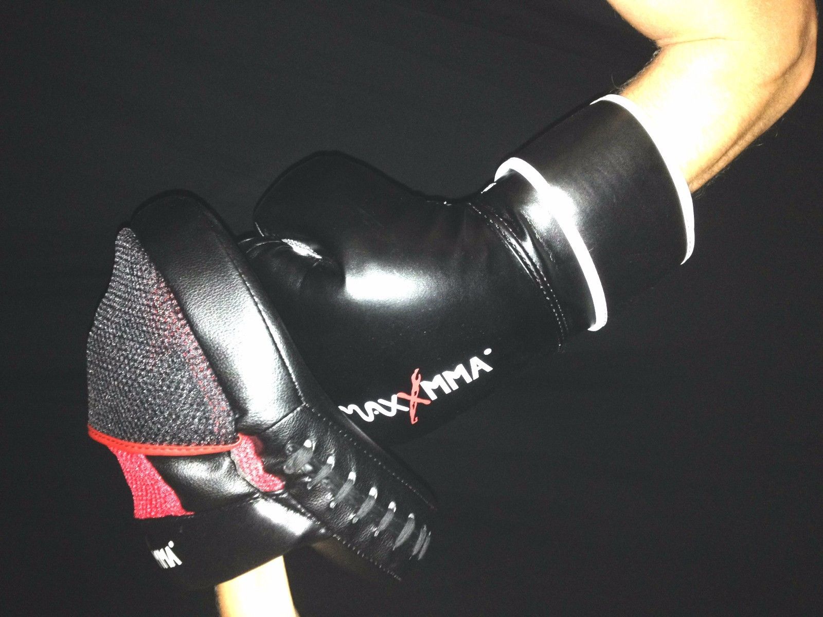 MaxxMMA Pro. Punch Mitts Boxing Punching MMA Training Fitness + Free